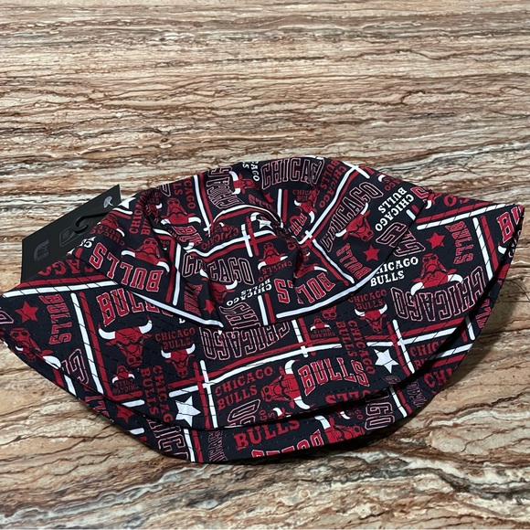 NBA Ultra Game Chicago Bulls Unisex Bucket Hat Red/Black Outdoor Streetwear